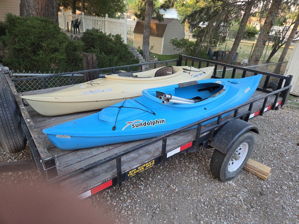 Sun Dolphin Excursion 10 and aruba 10 Sit-in Kayaks - Pair (Blue & Tan) with Paddles