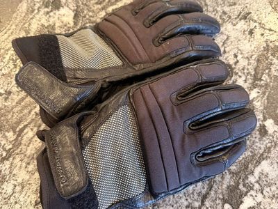BMW motorcycle gloves