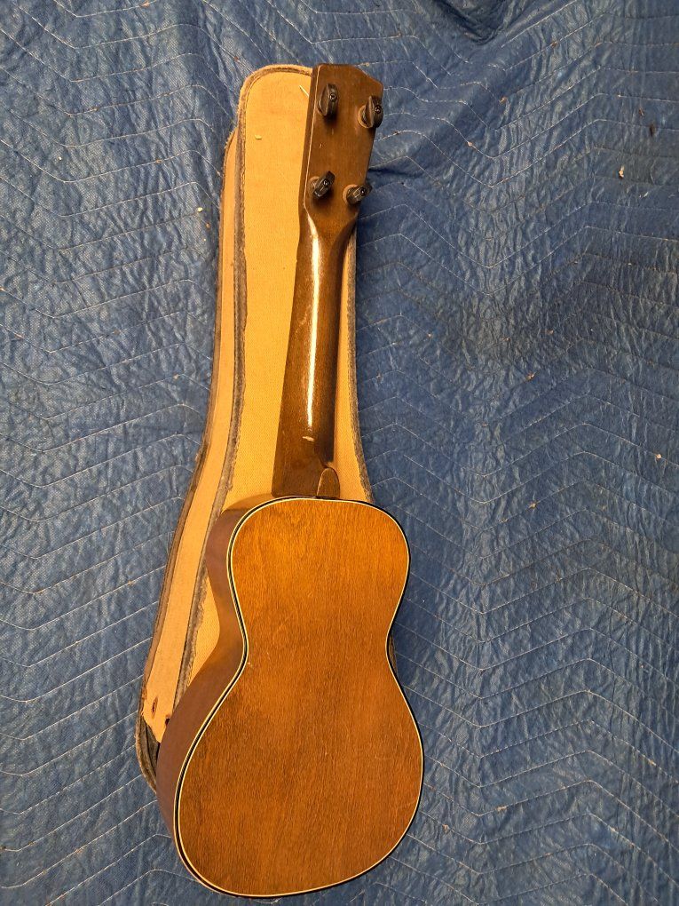 Main image 4