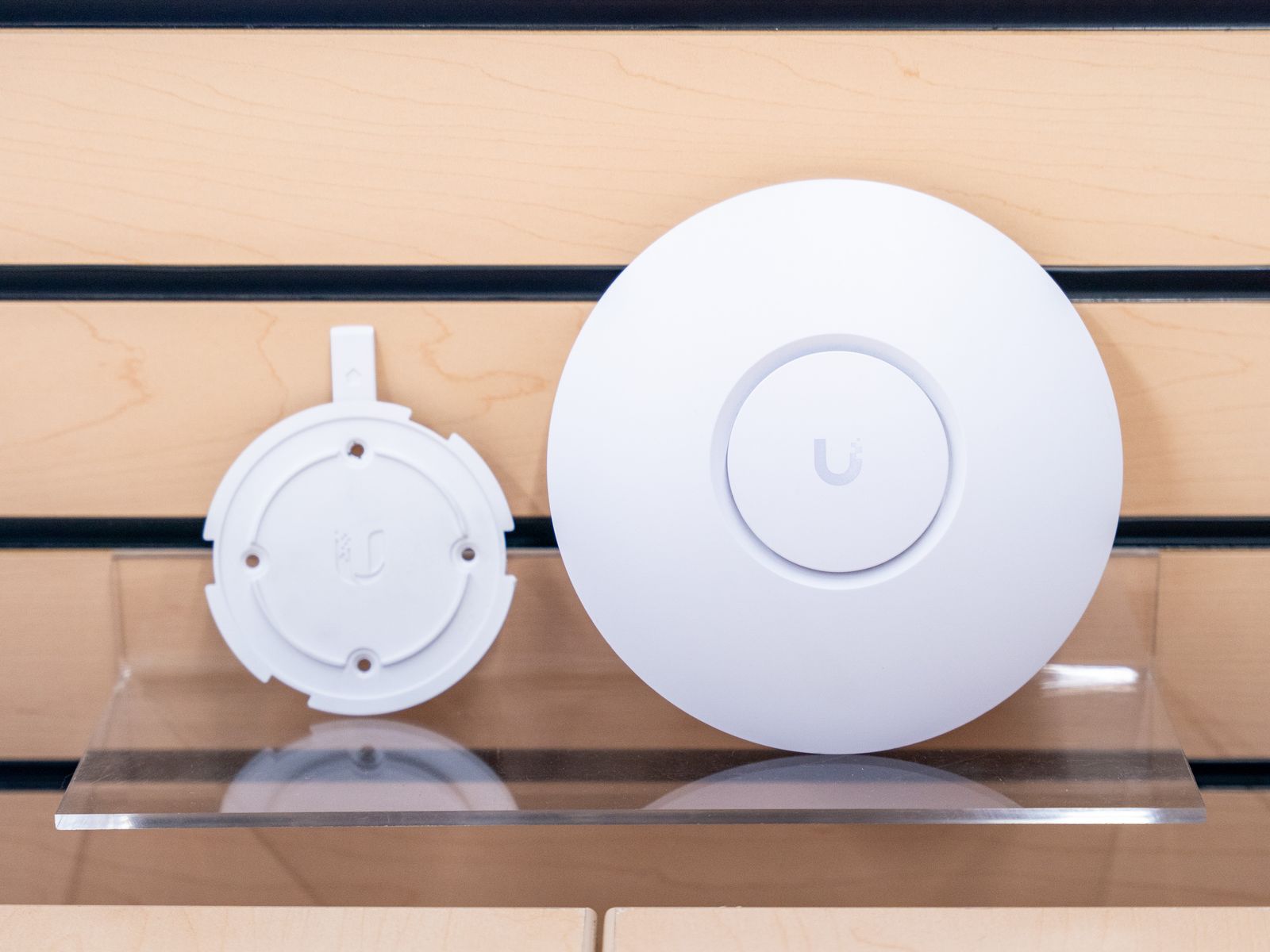 Ubiquiti Unifi U6+ | Wi-Fi 6 Wireless Access Point