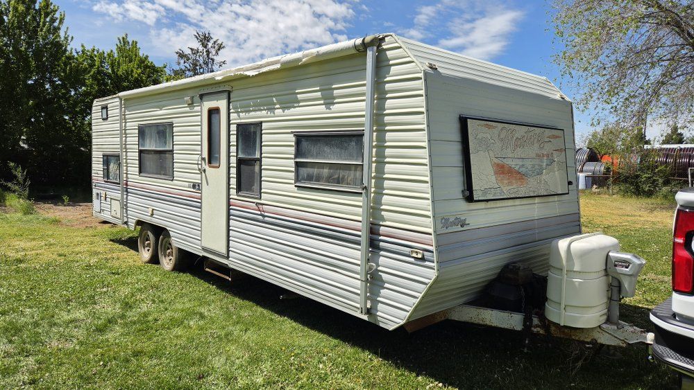 Monterey Road Ranger 29' Trailer w/ hitch