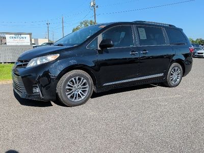2019 Toyota Sienna XLE 8-Passenger