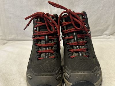 Vasque youth size 1 Brown, leather and tech style waterproof mid hiking boots