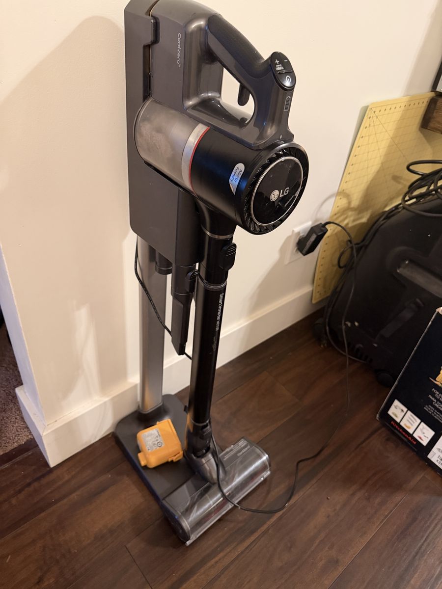 LG A916BM CordZero Cordless Stick Vacuum