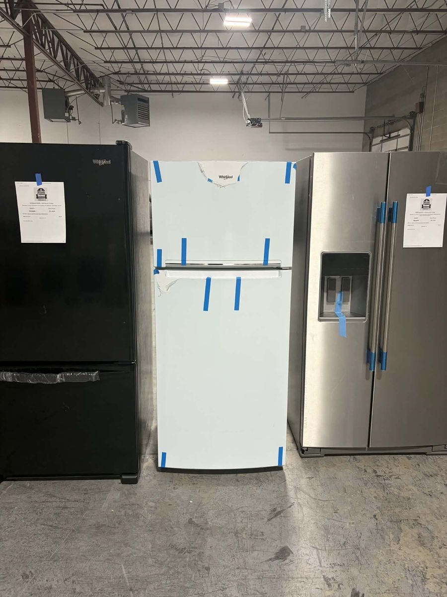 NEW WHIRLPOOL WHITE 16.6 C FT TOP FREEZER FRIDGE