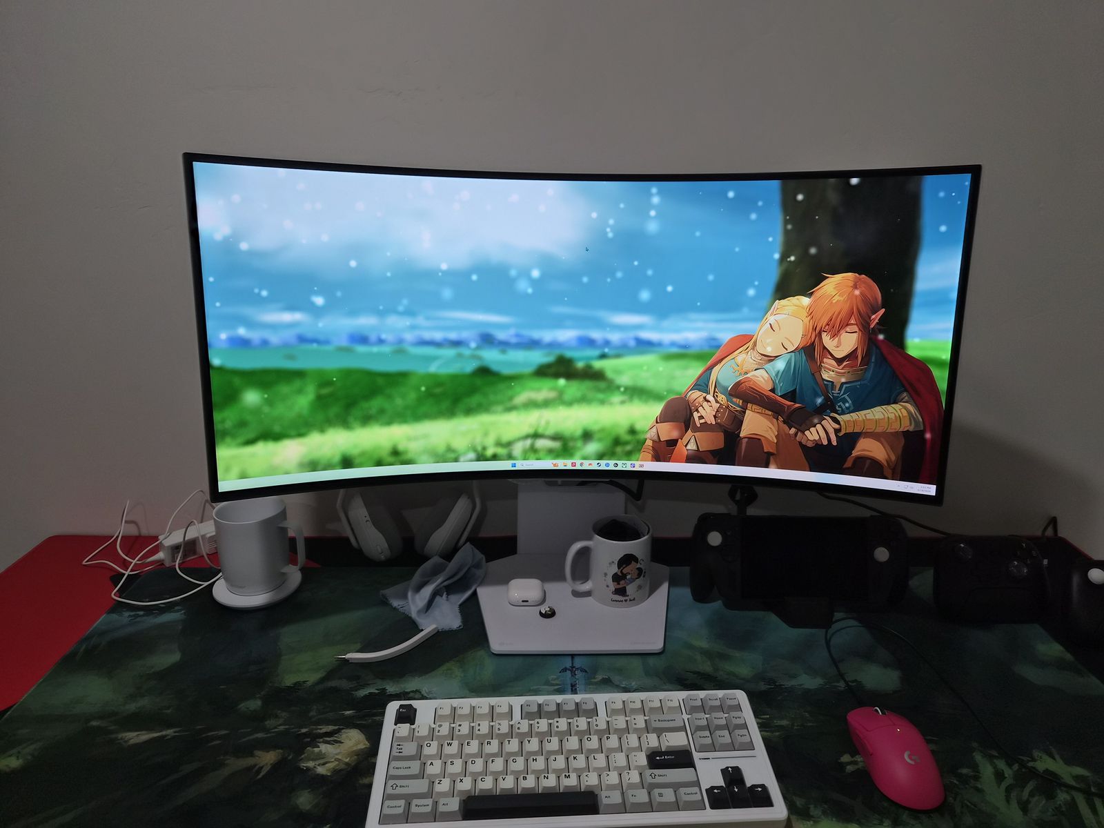 LG - UltraGear 34" OLED Curved WQHD 240Hz