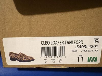 Vionic Woman Cleo Loafers I Have a Size 11 W &12 W