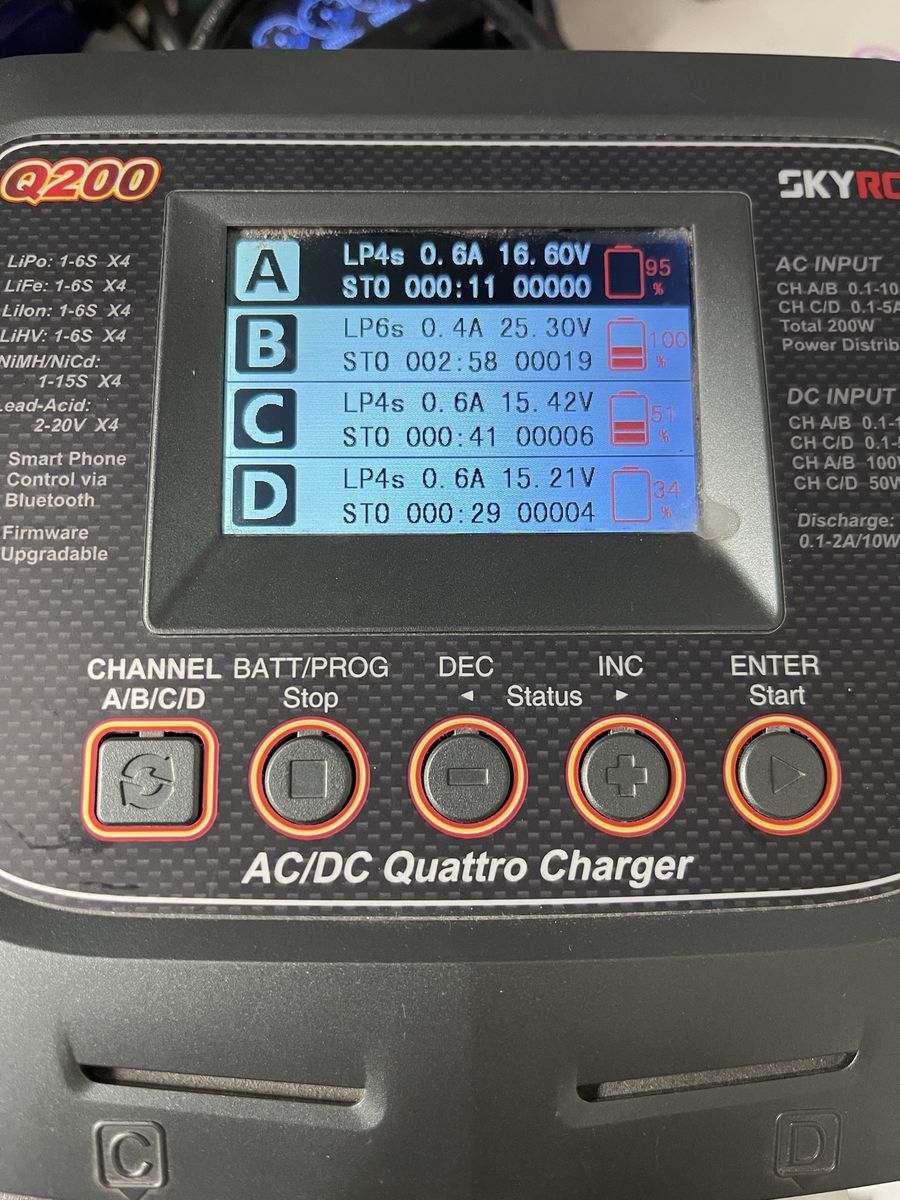 Skyrc q200 quad charger