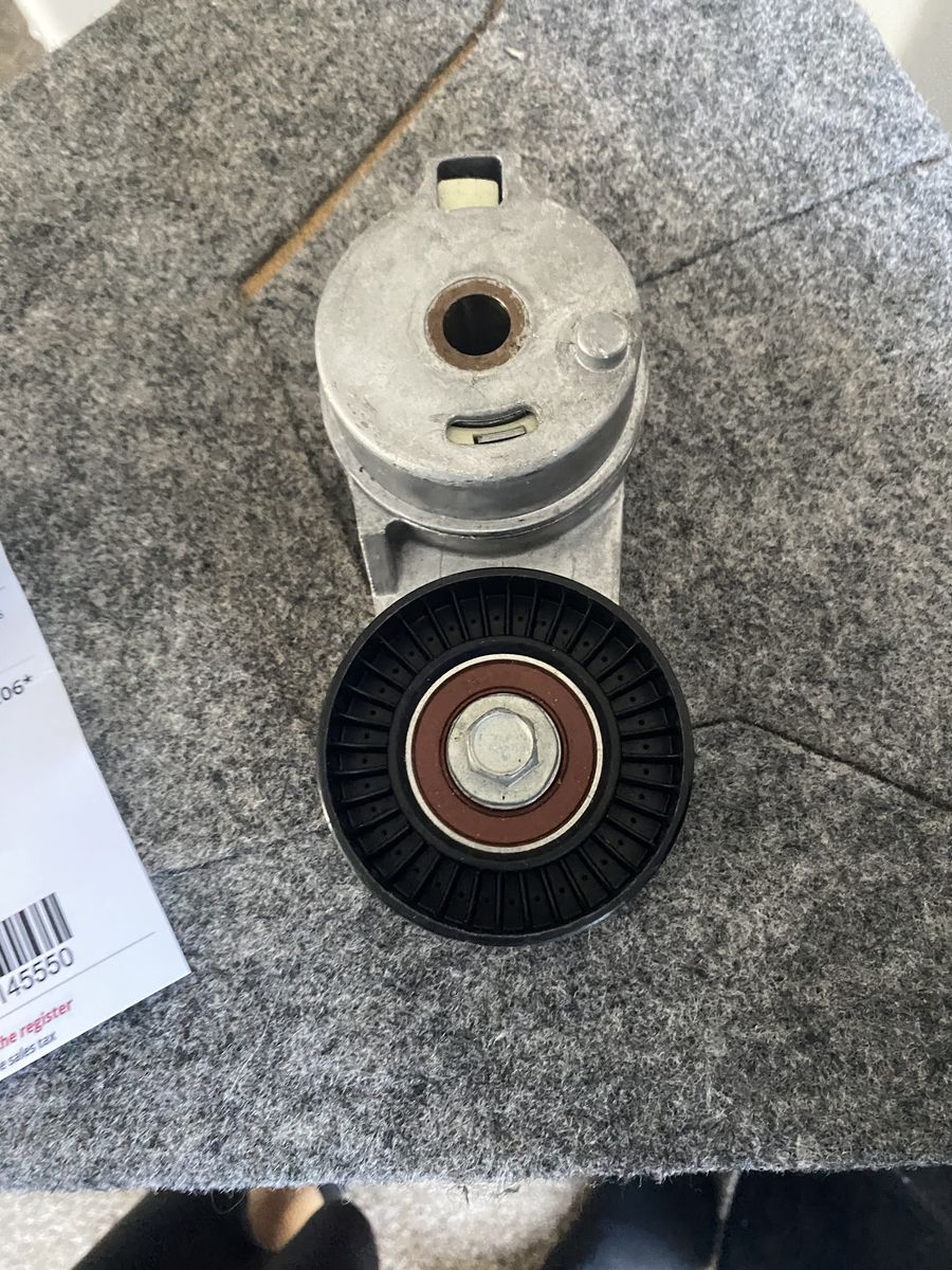 2011 Jeep Grand Cherokee 5.7  Pully