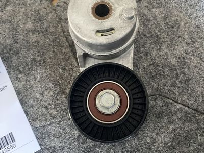 2011 Jeep Grand Cherokee 5.7 Pully