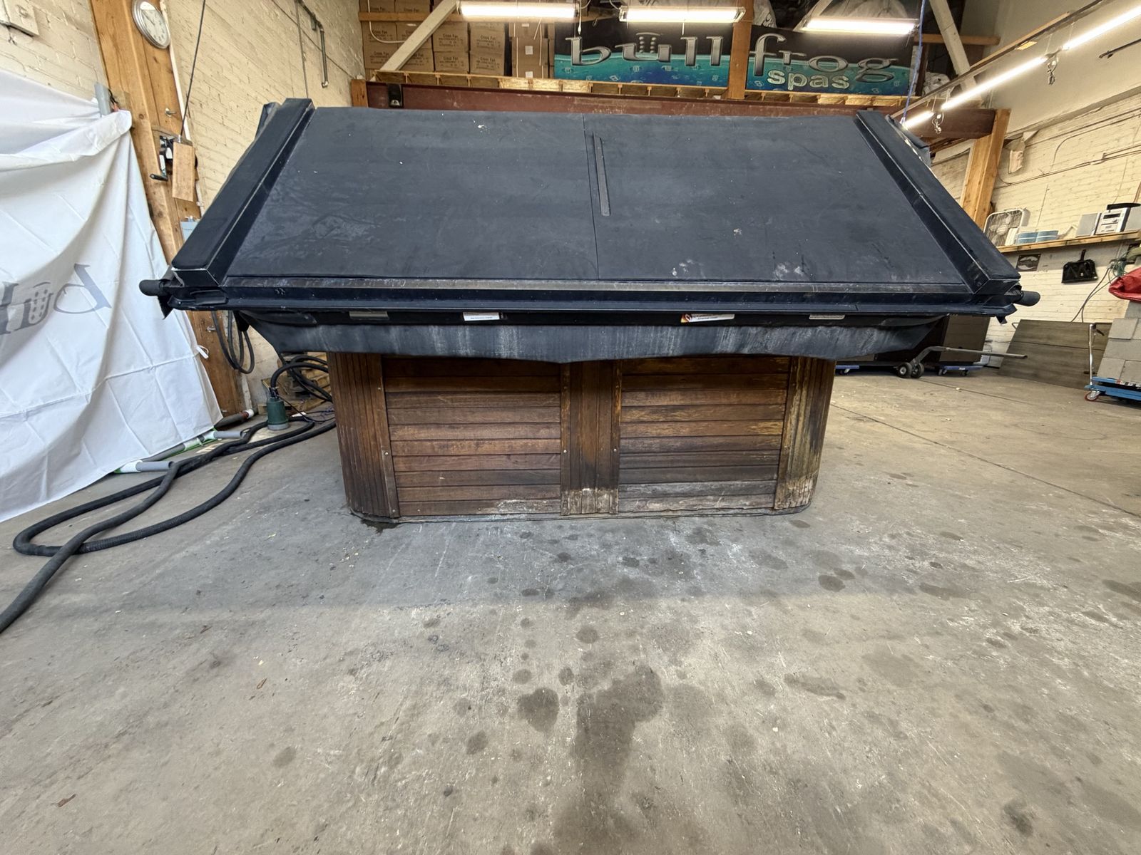 Main image 2