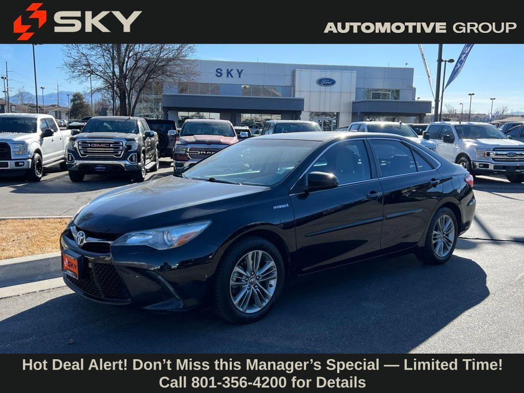 2017 Toyota Camry Hybrid SE