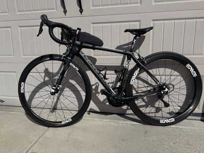 Cannondale Synapse Carbon ENVE Wheels