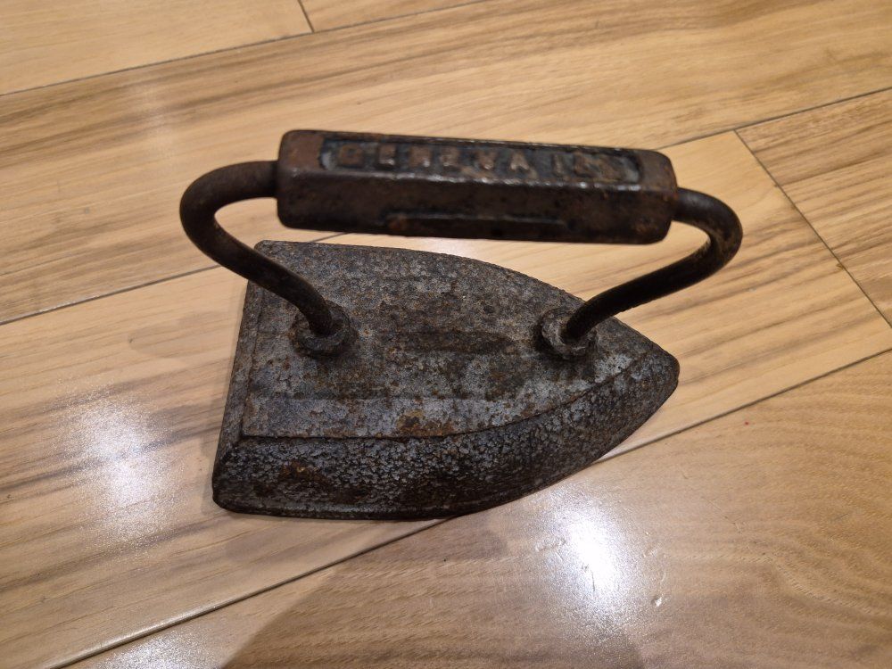 Main image 3