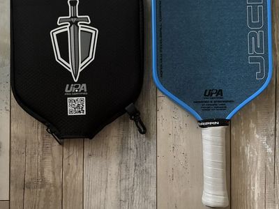 Honolulu J2CR pickleball paddle