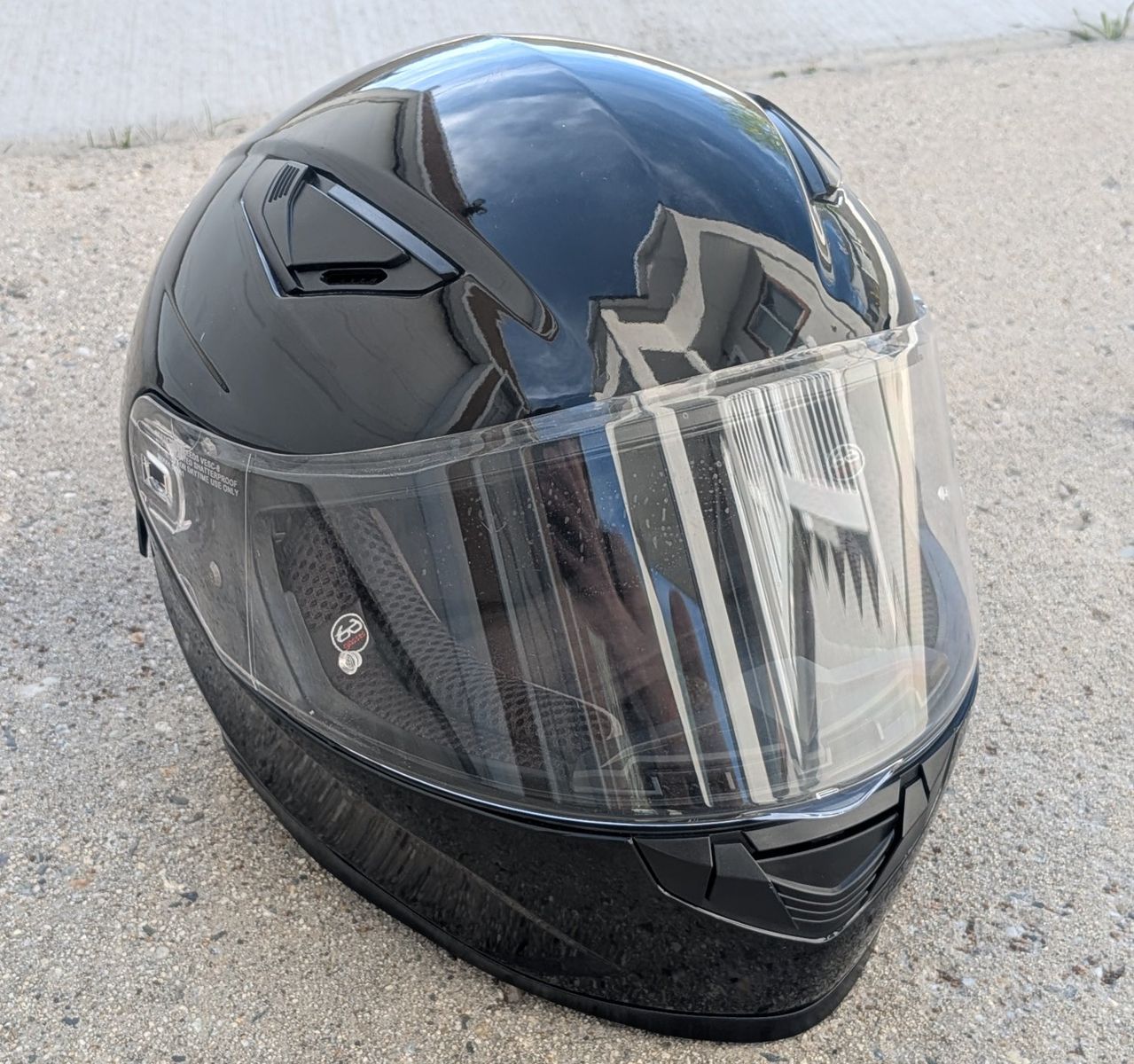 ILM Motorcycle Helmet - Never Used 70$ OBO
