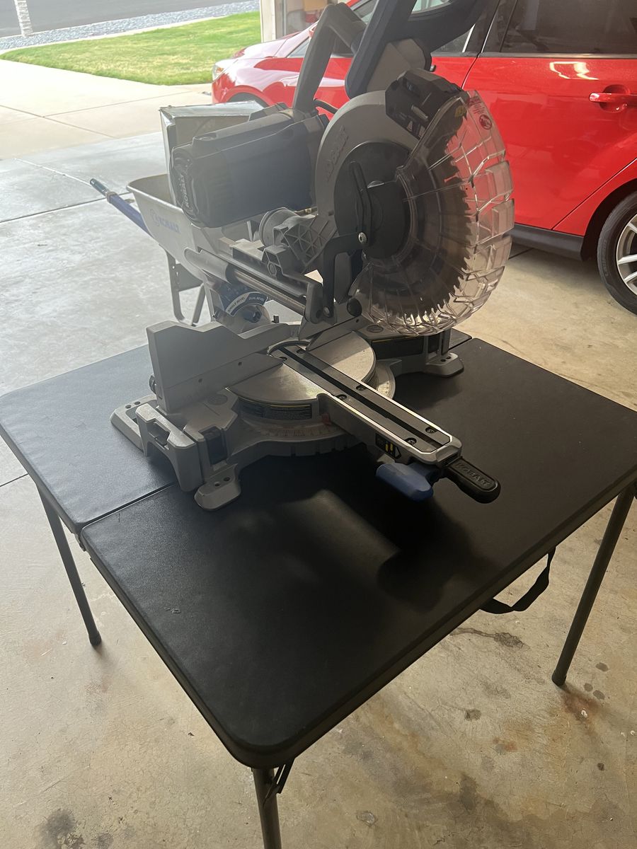 Radial saw