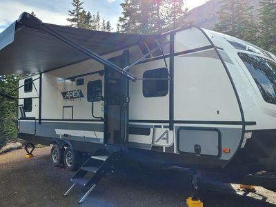 2021 Coachman Apex 289TBSS
