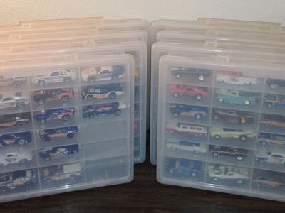 Hot Wheels Extreme Mainlines /Color Shifters/HW Race Team/Real Riders /T-Hunts
