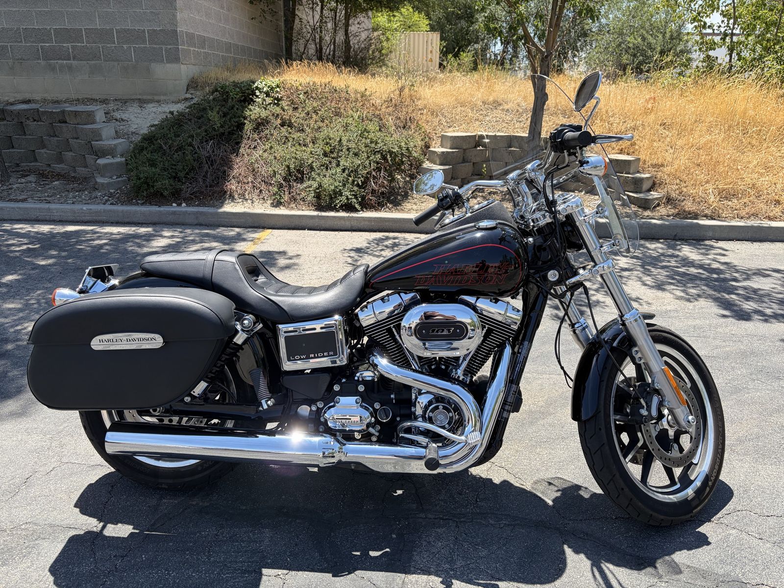 2016 Harley-Davidson Dyna Low Rider FXDL - Vivid Black, 103ci, ABS, Security, Saddlebags