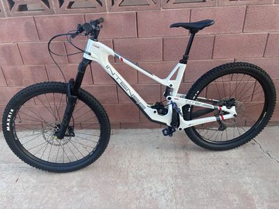 XL Intense Tracer 29 DVO