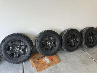 18 inch Bronco OEM wheels and tires