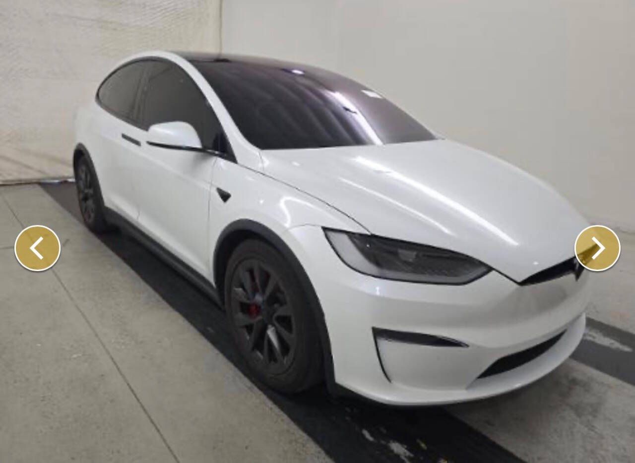 2024 Tesla Model X Plaid