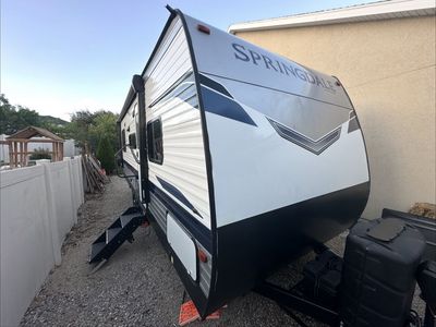 2022 Keystone Springdale Travel Trailer - 26 ft, Sleeps 6, AC, Awning