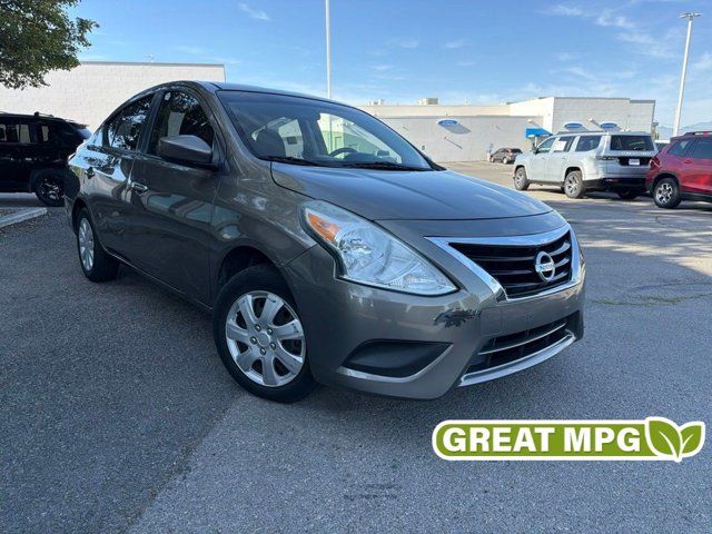 2015 Nissan Versa 1.6 SV