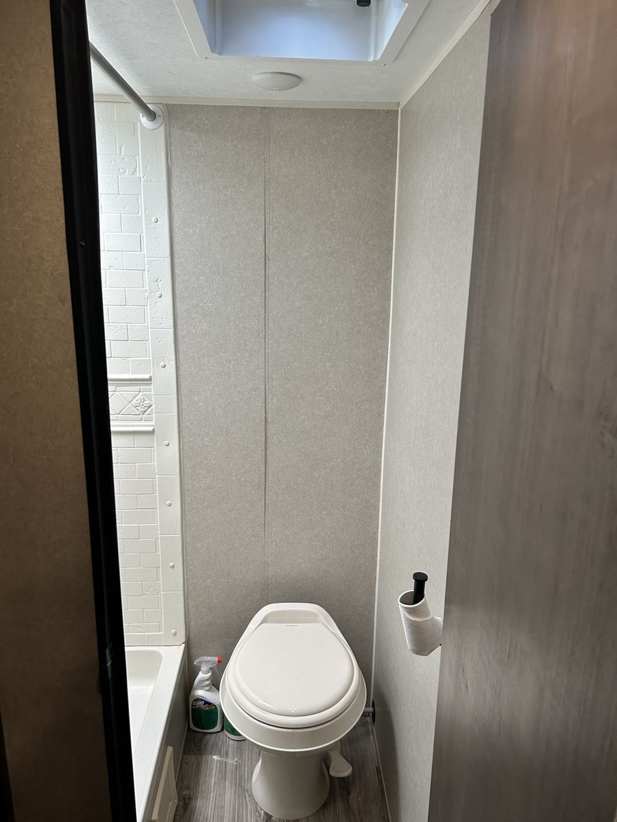 Main image 11