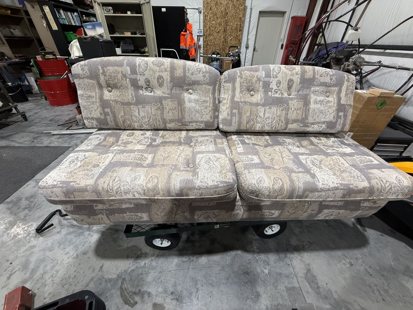 RV Jackknife Couch