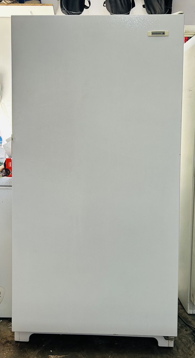 17 Cubic Foot Freezer