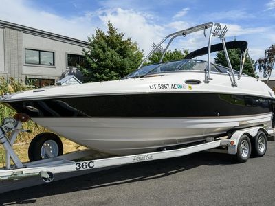 2004 Regal 2400 Boat for Sale