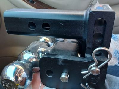 B&W Trailer Hitches Tow & Stow Adjustable Ball Mount Hitch
