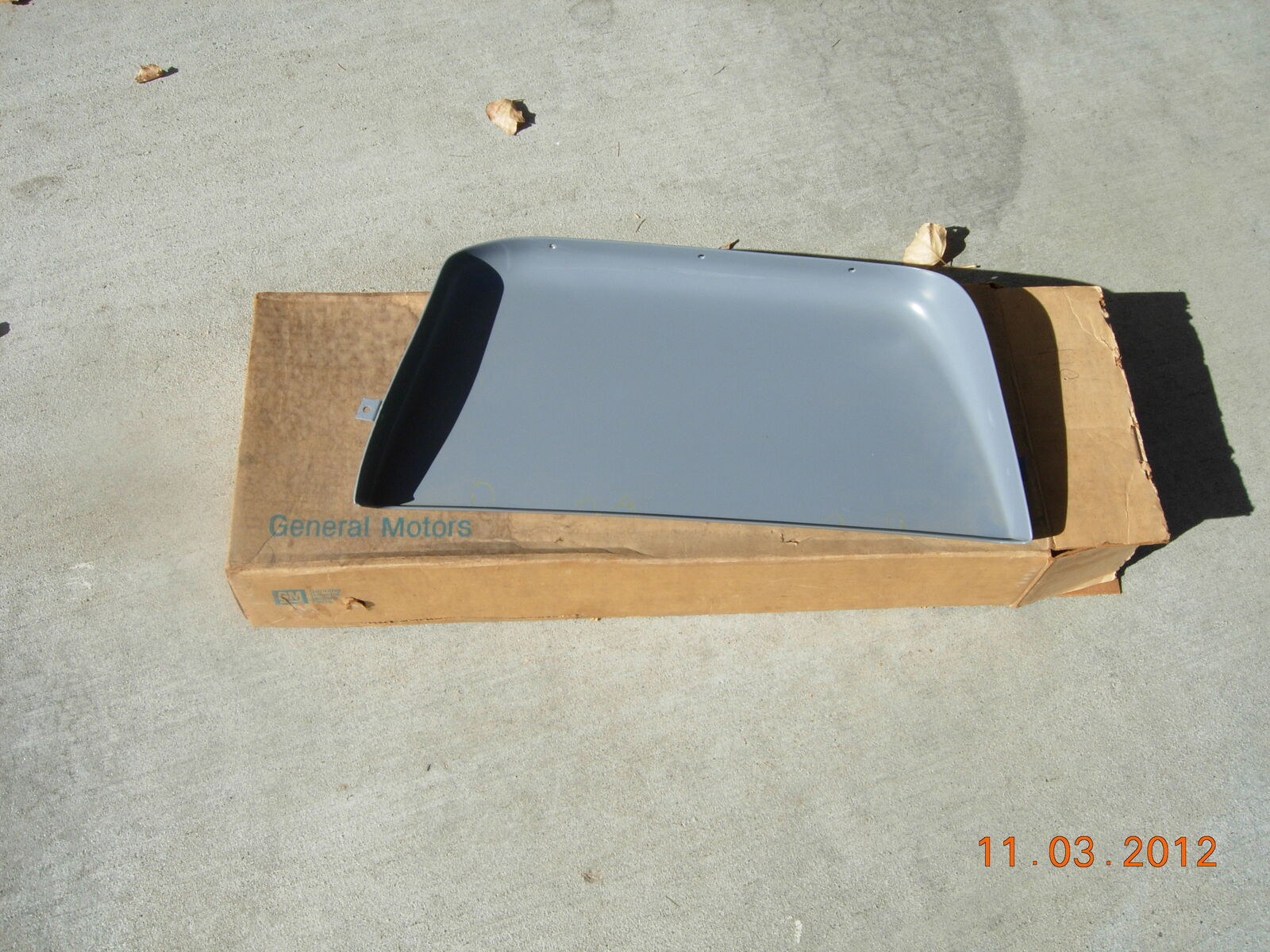 CORVETTE package tray NEW..NOS