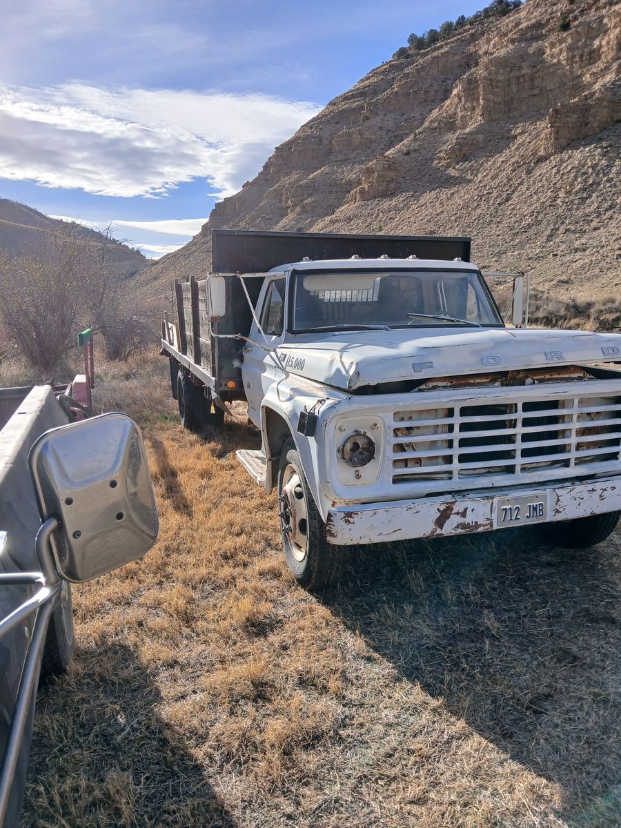 1976 ford dump trck