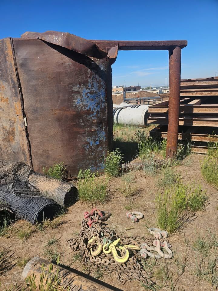 10-12 Yard Gravel / Bedding Box