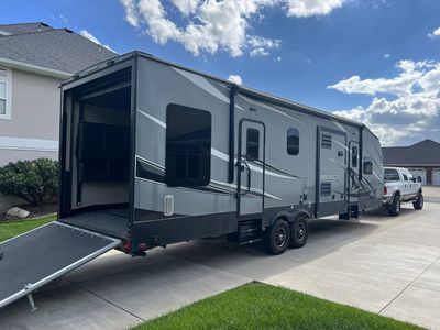 2017 Keystone Impact 332 Toy Hauler
