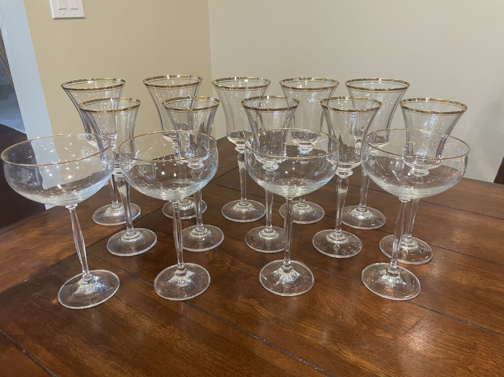 Mikasa Jamestown Blown Glass Goblets W/ Gold