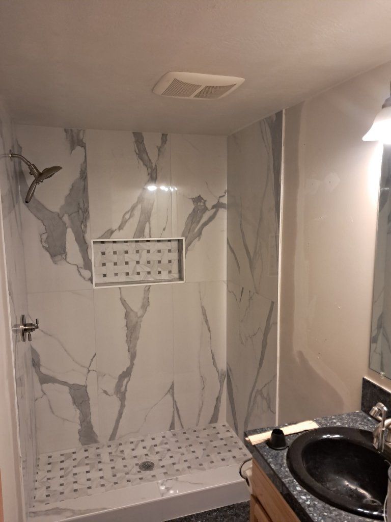 Main image 13
