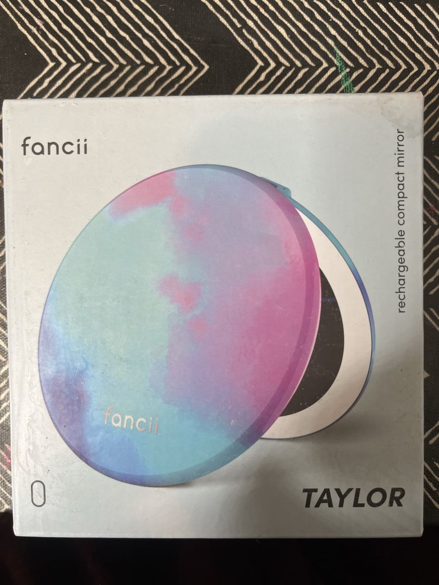 Portable rechargeable mirror