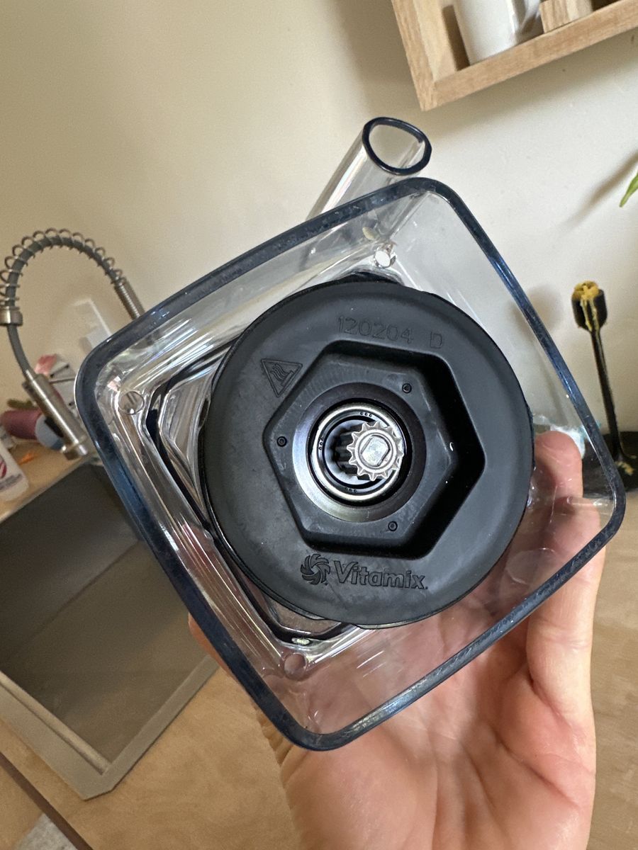 Main image 3