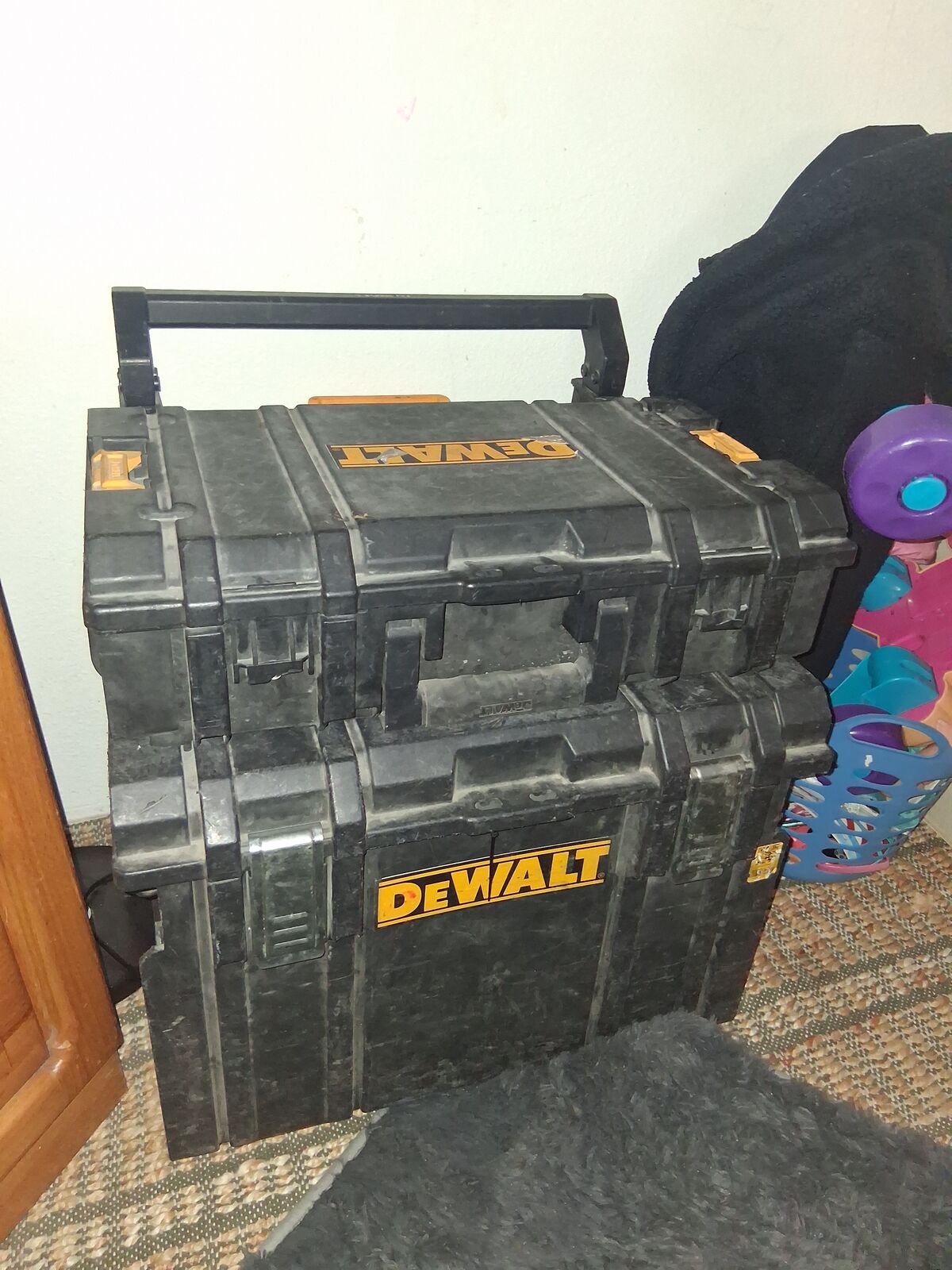 Dewalt double tool box stackable 120$