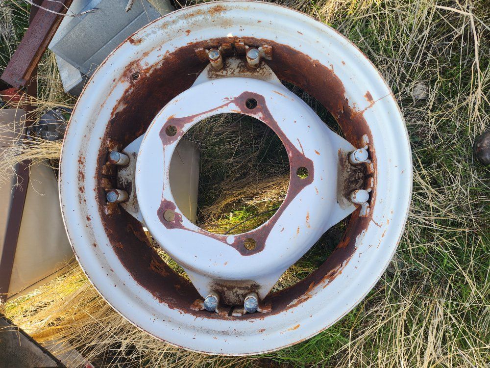 Tractor Rim 28" Ford Kubota