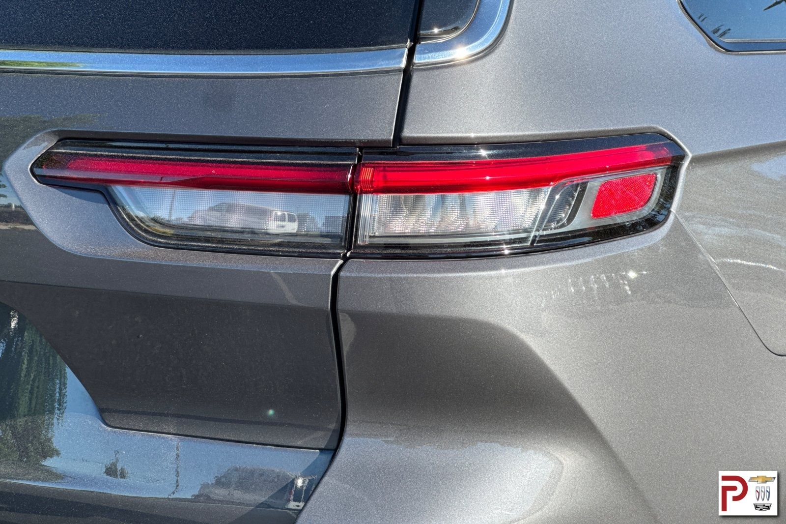 Main image 36