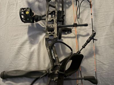 Bear Archery LegitCompound Bow - Right Handed
