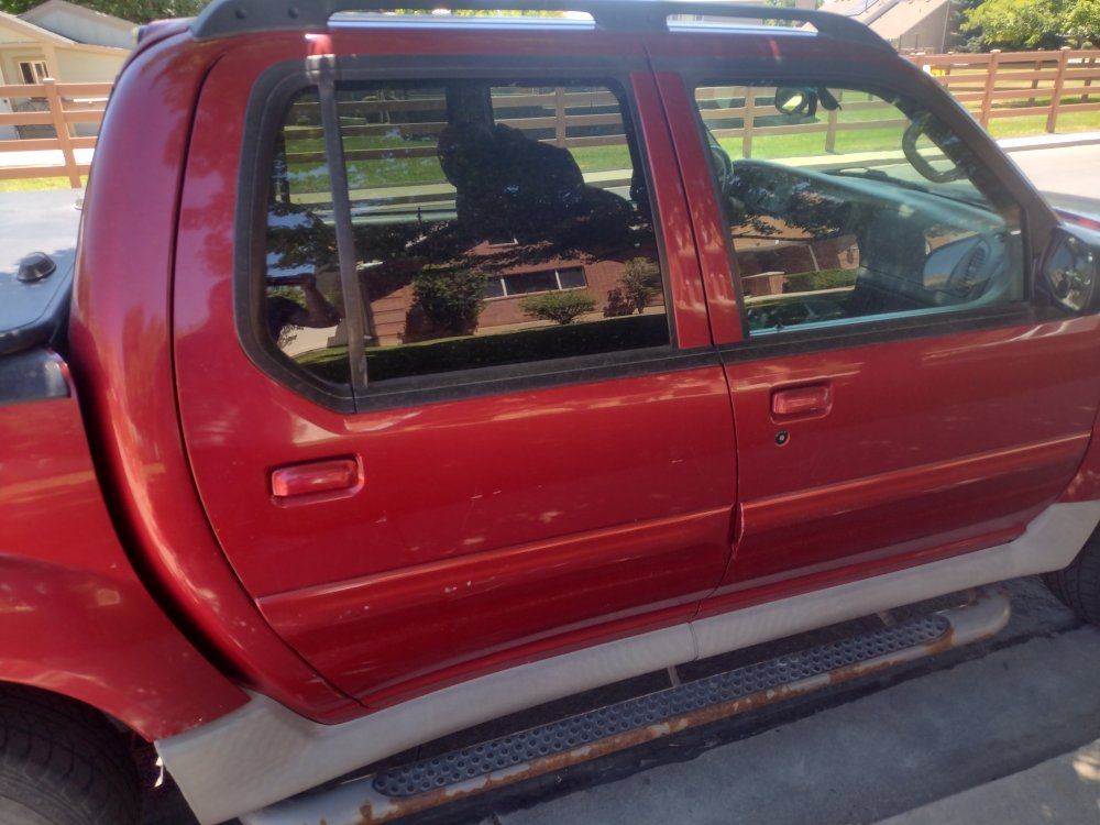 2003 Ford Explorer Sport Trac XLT