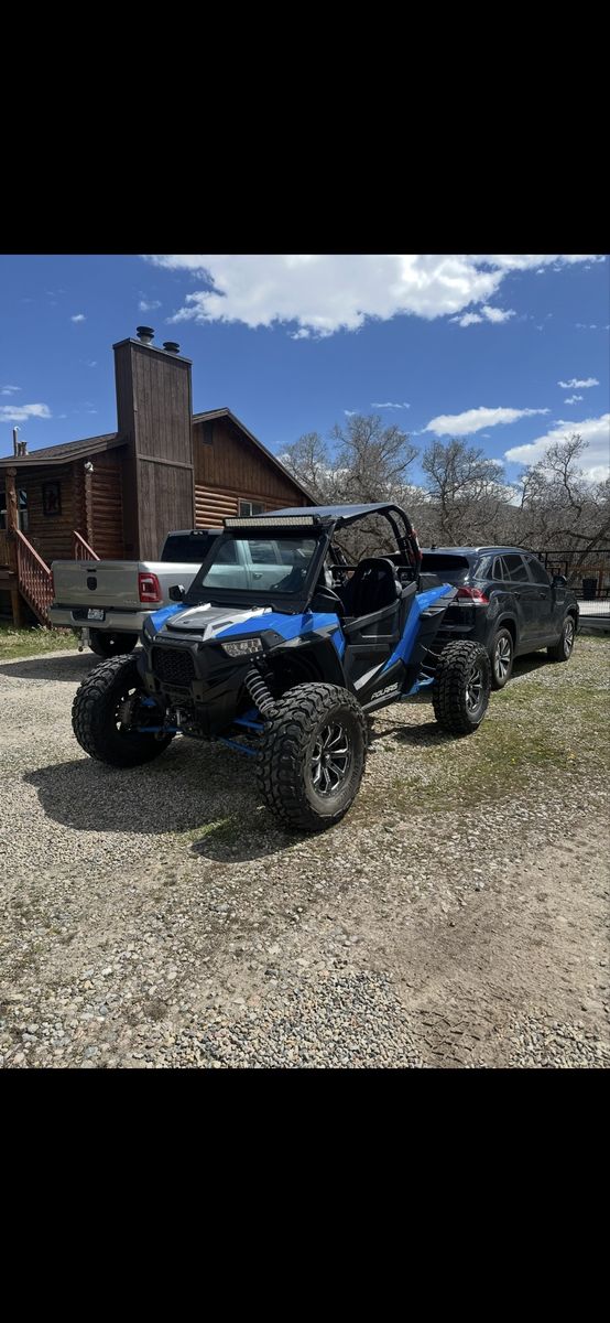 Main image 5