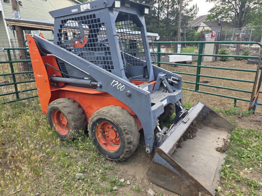 2006 Thomas 1700 Skid Steer Only 2600hrs