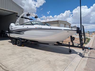 Monterey M65 w/ Mercury Outboard LOW HOURS!